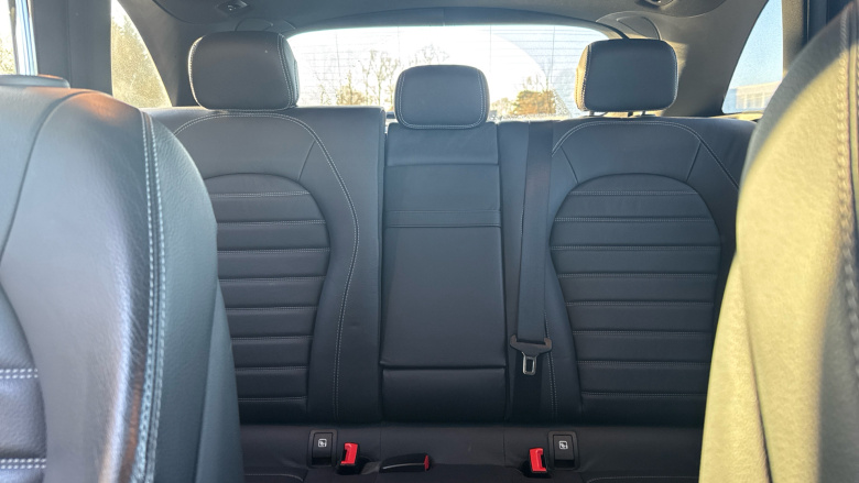 Mercedes-Benz GLC 300de 4Matic AMG Line Premium Plus 5dr 9GTron Estate